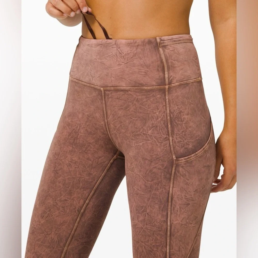 Lululemon Fast and Free HR Tight 25